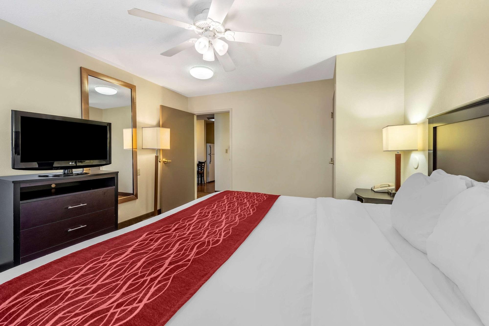 Comfort Inn & Suites Warsaw Near Us-30 Ngoại thất bức ảnh