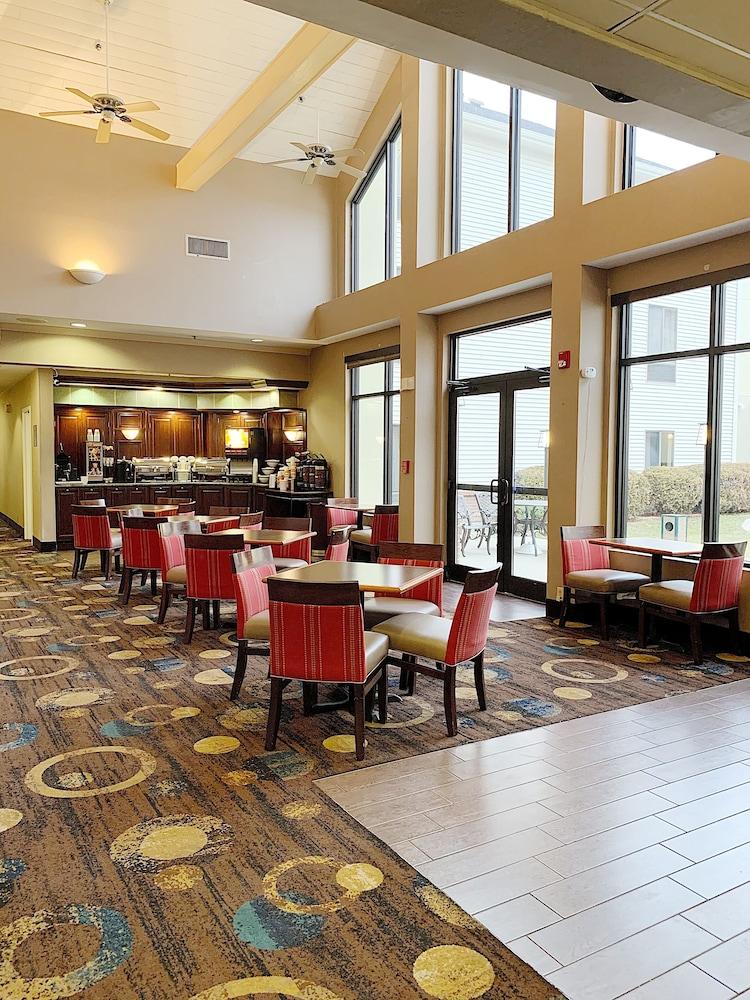 Comfort Inn & Suites Warsaw Near Us-30 Ngoại thất bức ảnh