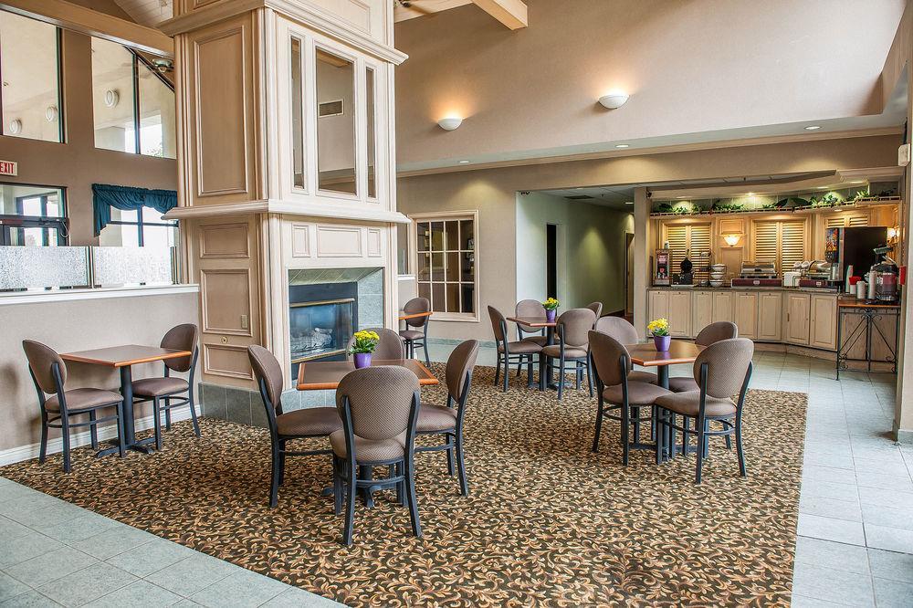 Comfort Inn & Suites Warsaw Near Us-30 Ngoại thất bức ảnh
