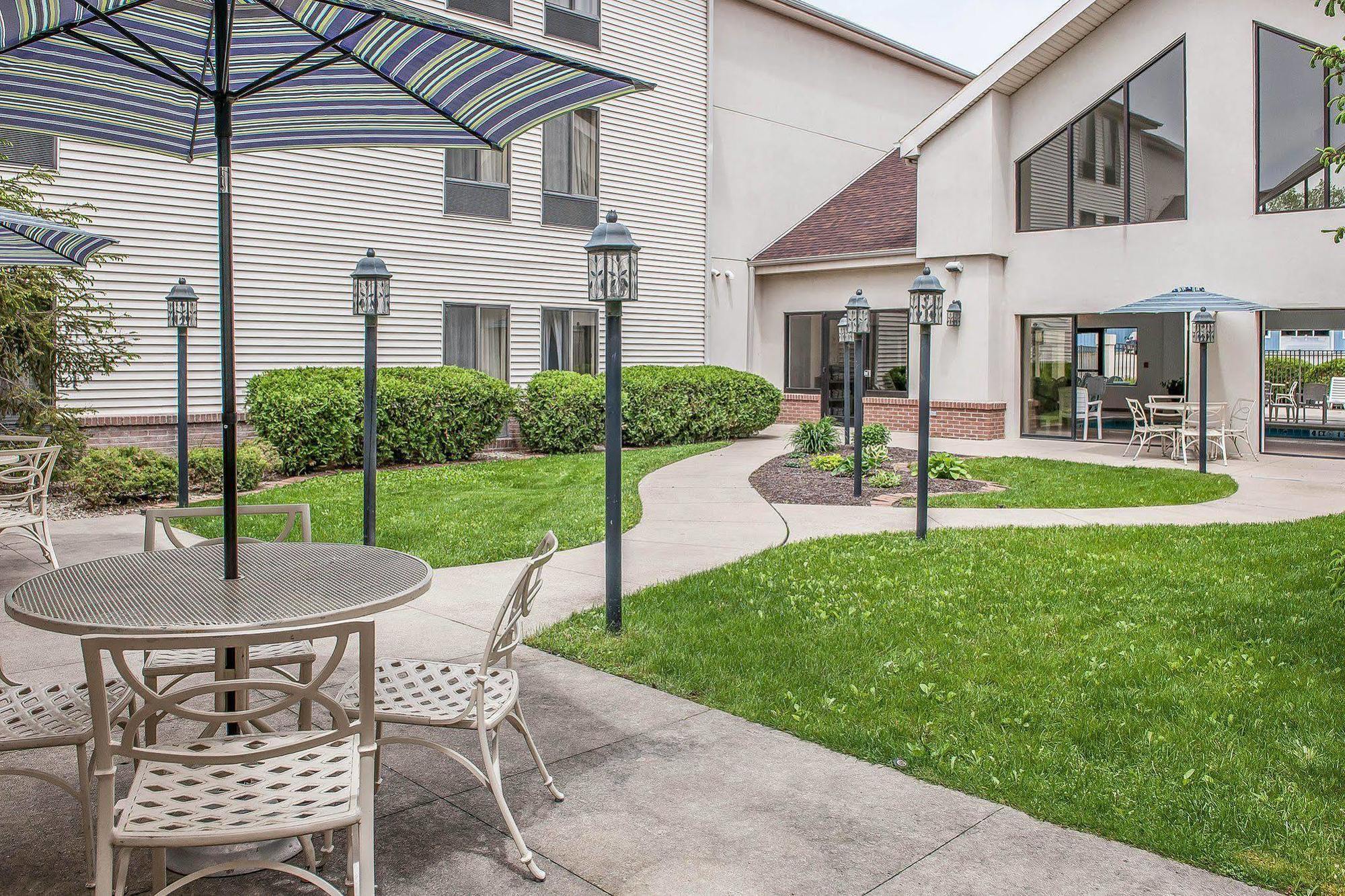 Comfort Inn & Suites Warsaw Near Us-30 Ngoại thất bức ảnh